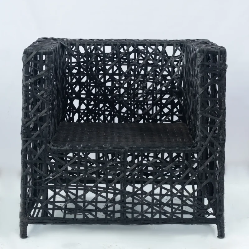 Jagadu Box Chair (4 seater and a table)