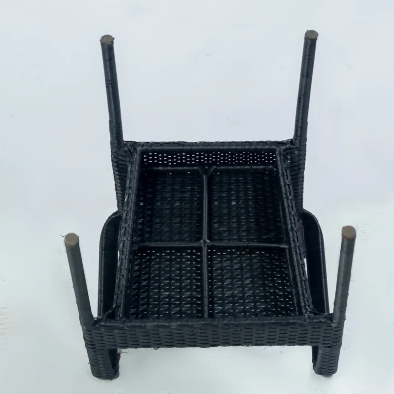 Snake hand dining chair - Image 4